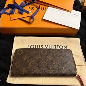 Louis Vuitton Clemence Zippy wallet fuschia BNWT